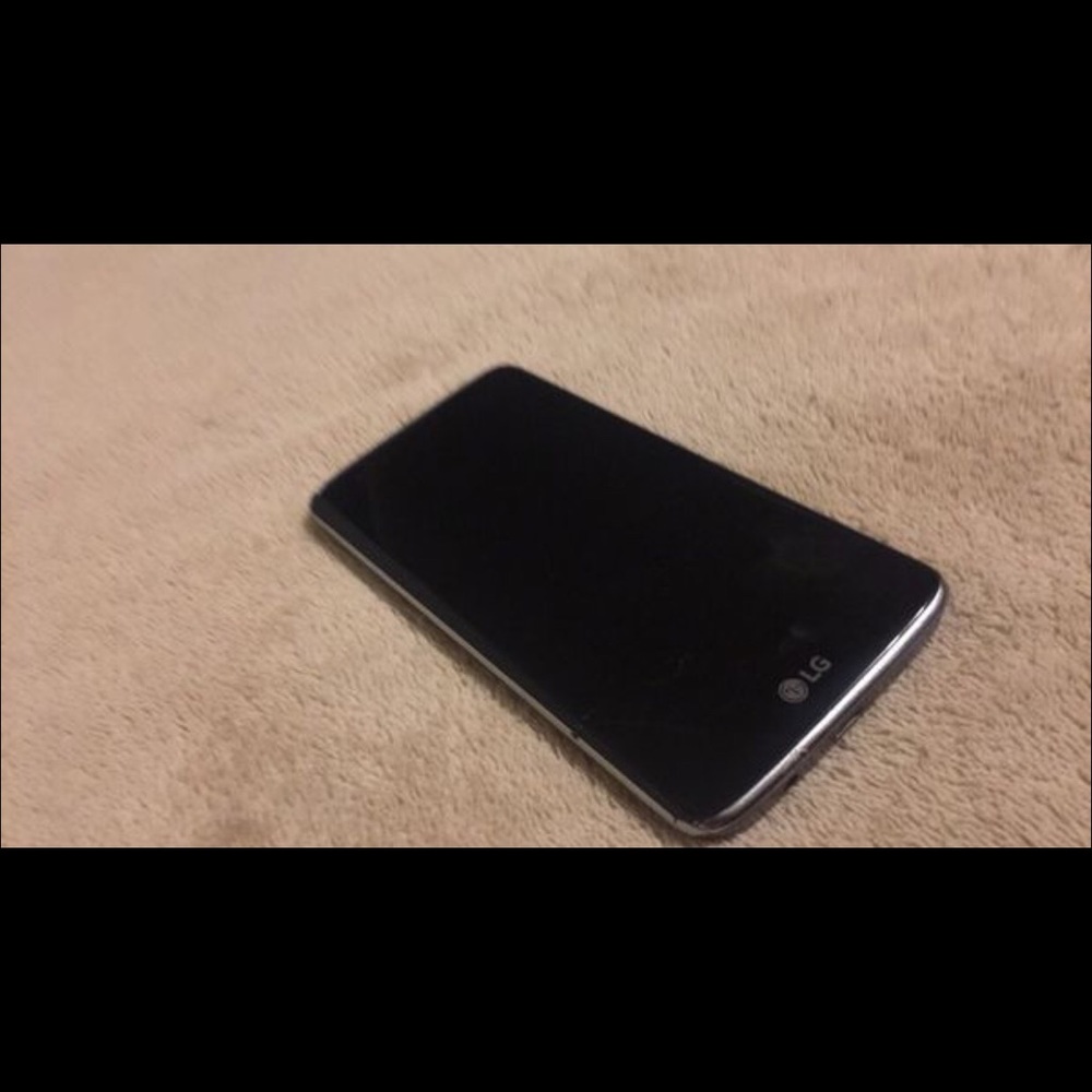 LG K7 phone